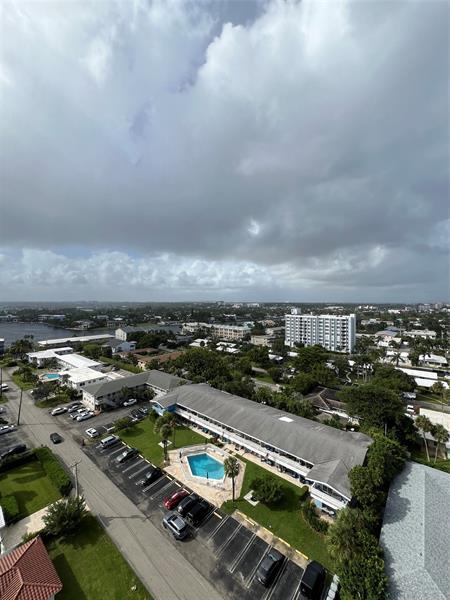 Building Photo - 1200 Hibiscus Ave