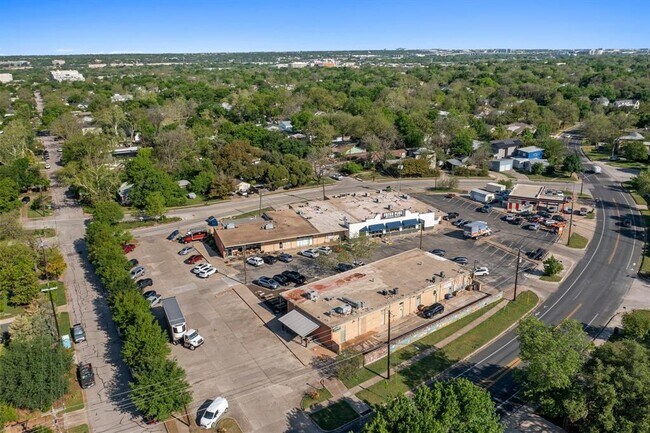 Building Photo - 1204 Ruth Ave