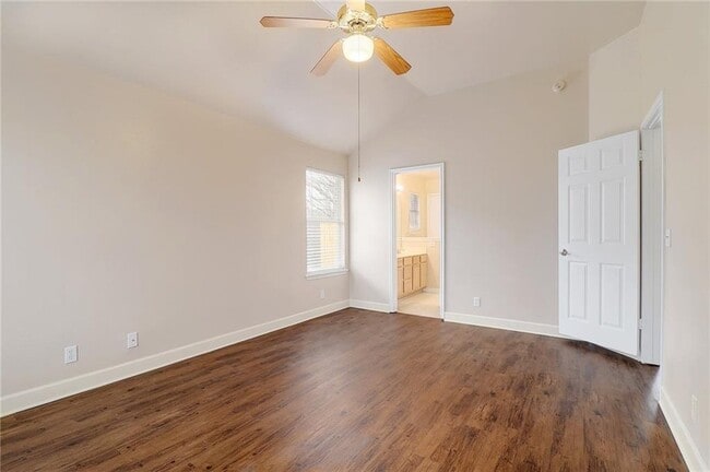 Building Photo - 202 Quail Cir