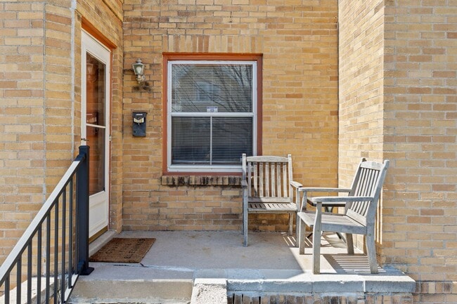 Building Photo - 4901 Farnam St