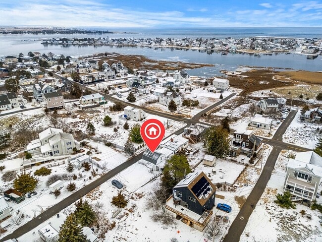 Building Photo - 5 I St