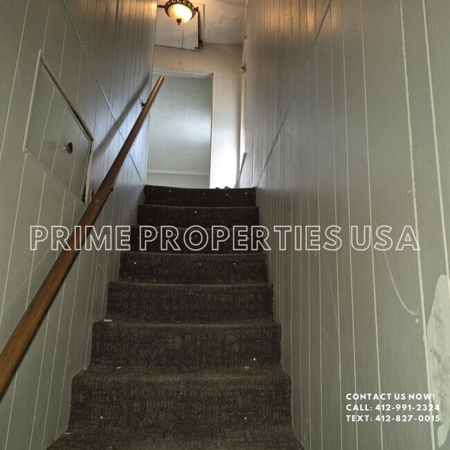 Building Photo - 9 Maple Ave