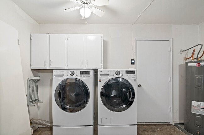 Building Photo - 2615 Yorktown Ln