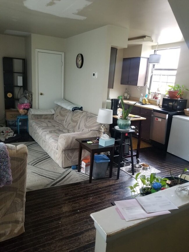 Building Photo - 308 W Wildey St