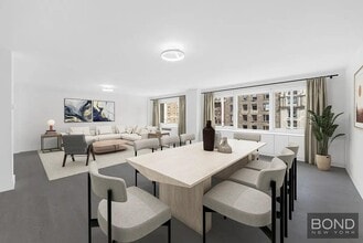 Building Photo - 920 Park Ave