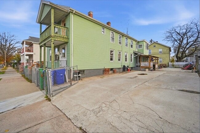 Building Photo - 53 Fremont St