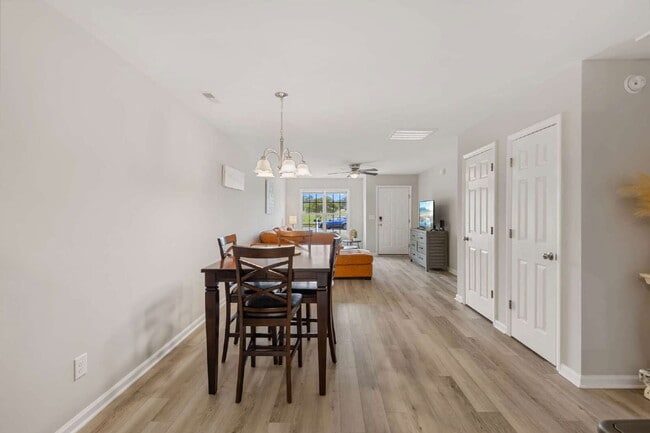 Building Photo - 214 Jeremy Ln