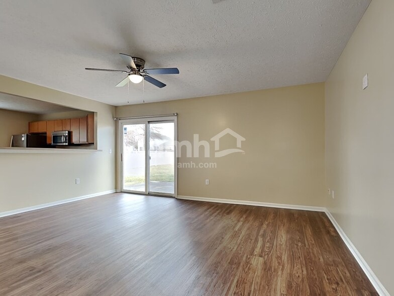 Building Photo - 424 Hartford Ct