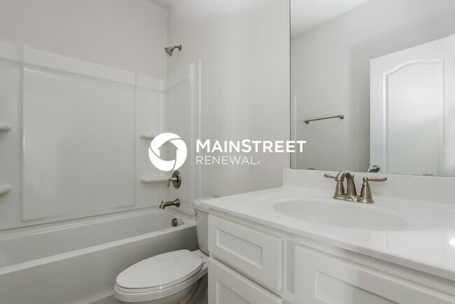 Building Photo - 5 Bedroom Pet-Friendly Home in Monroe, NC with Main Street Renewal