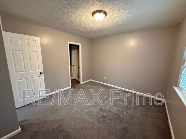 Building Photo - 906 Seabreeze Ct