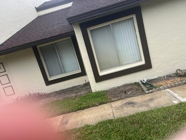 Building Photo - 5292 Bosque Ln