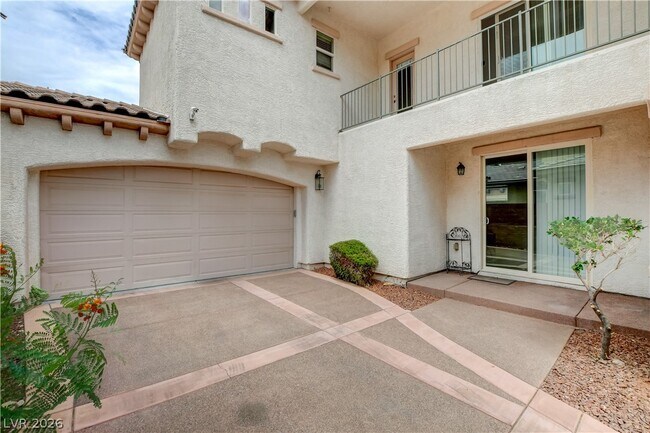 Building Photo - 10474 Howling Coyote Ave