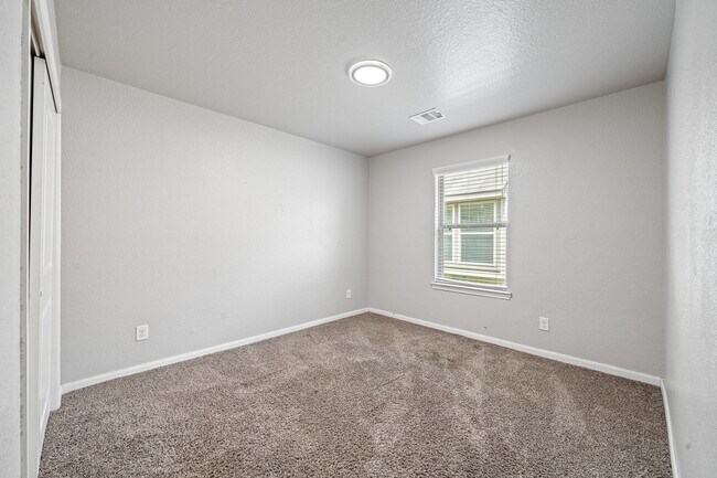 Building Photo - 21310 Cypress White Oak Dr