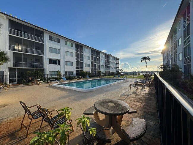 Building Photo - 4500 N Flagler Dr
