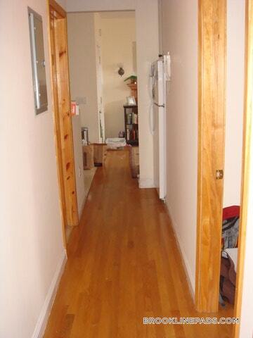 Building Photo - 1801 Beacon St