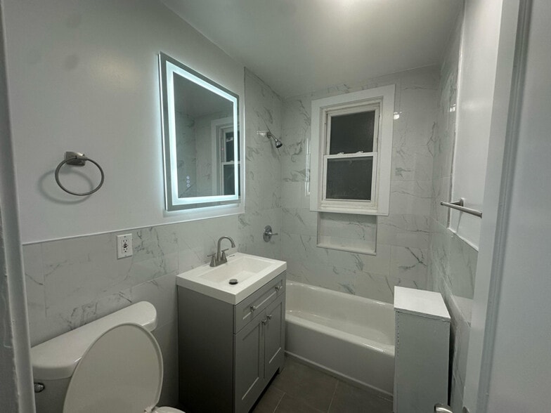 Building Photo - 29 Cliff Ave