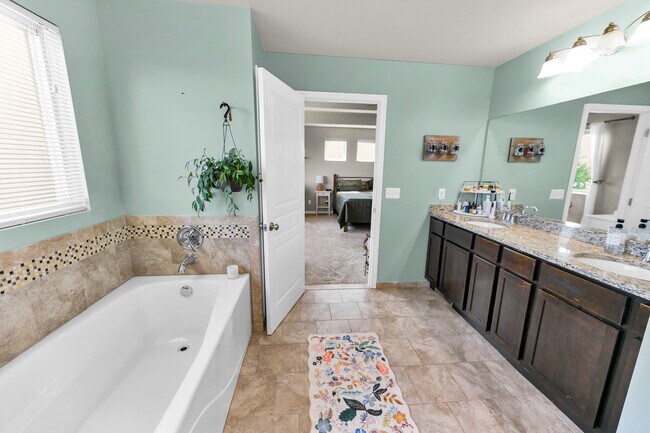 Building Photo - 26574 Bronx Dr
