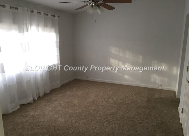 Building Photo - AVAILABLE JUNE - Beautiful Paso Robles Manufactured Home - 3 Bedroom / 2 Bathroom
