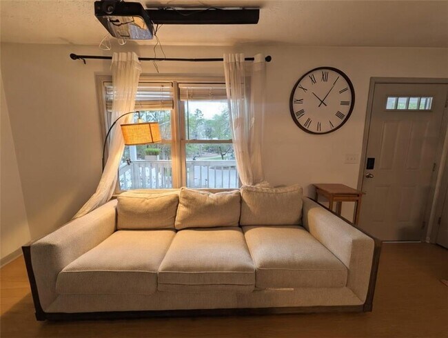 Building Photo - 5712 Port Dr