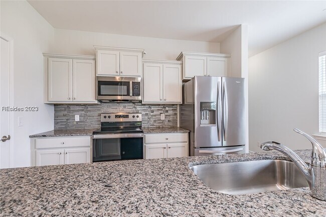 Building Photo - 1068 S Innovation Dr