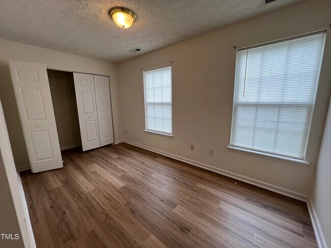 Building Photo - 5412 Suda Dr
