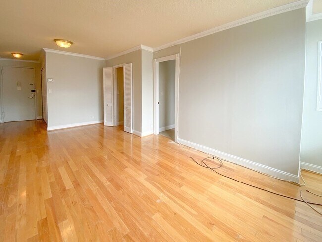 Building Photo - 151 Tremont St