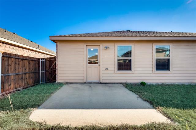 Building Photo - 1122 Rainer Dr