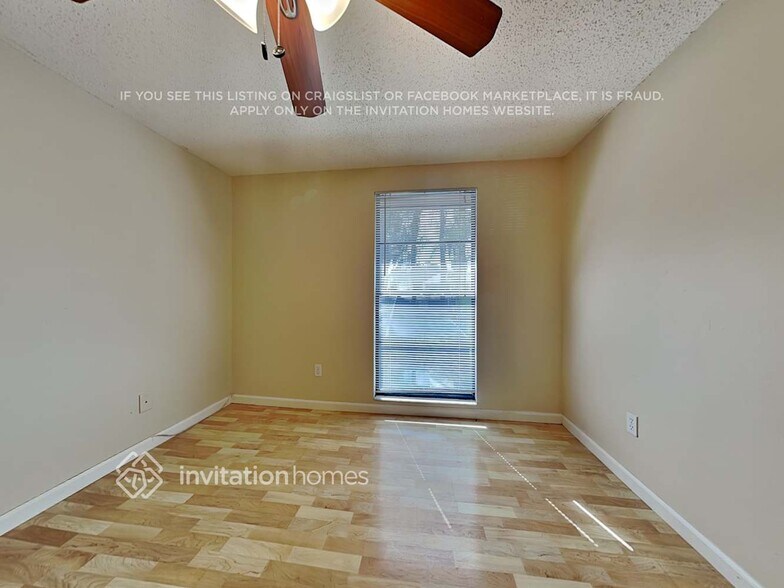 Building Photo - 15707 GardenSide Ln