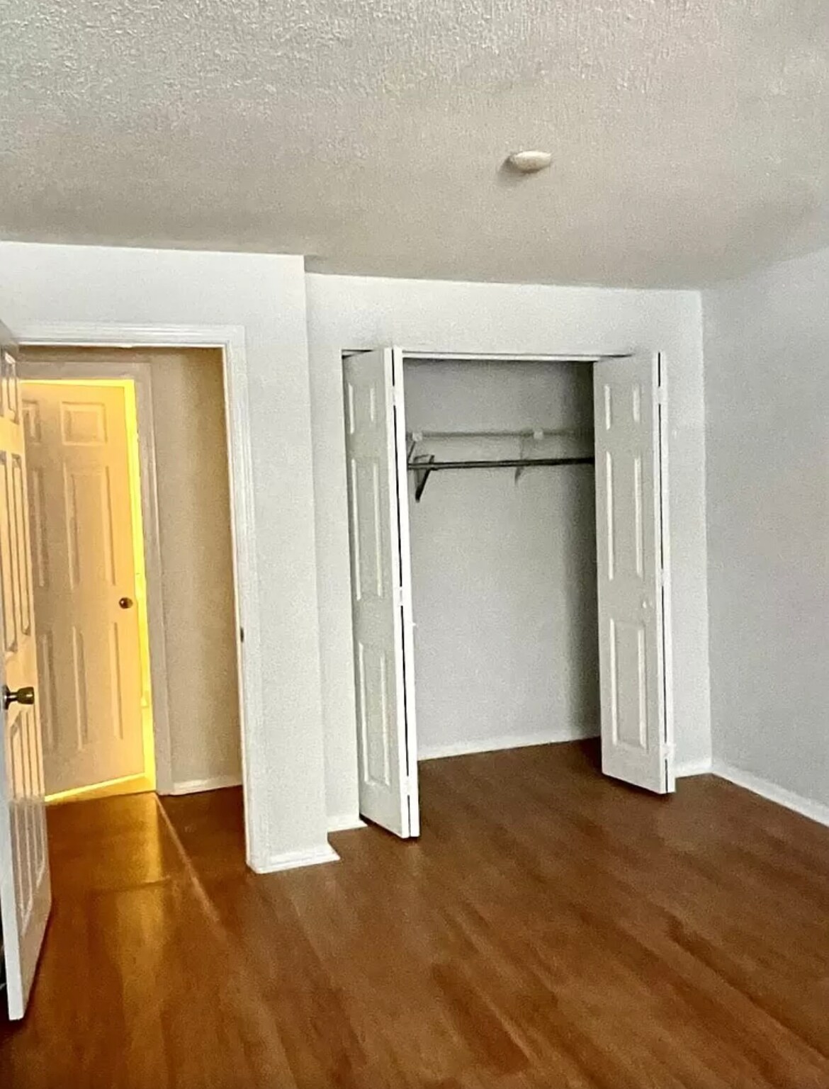 Building Photo - 1712 Blackstone Dr