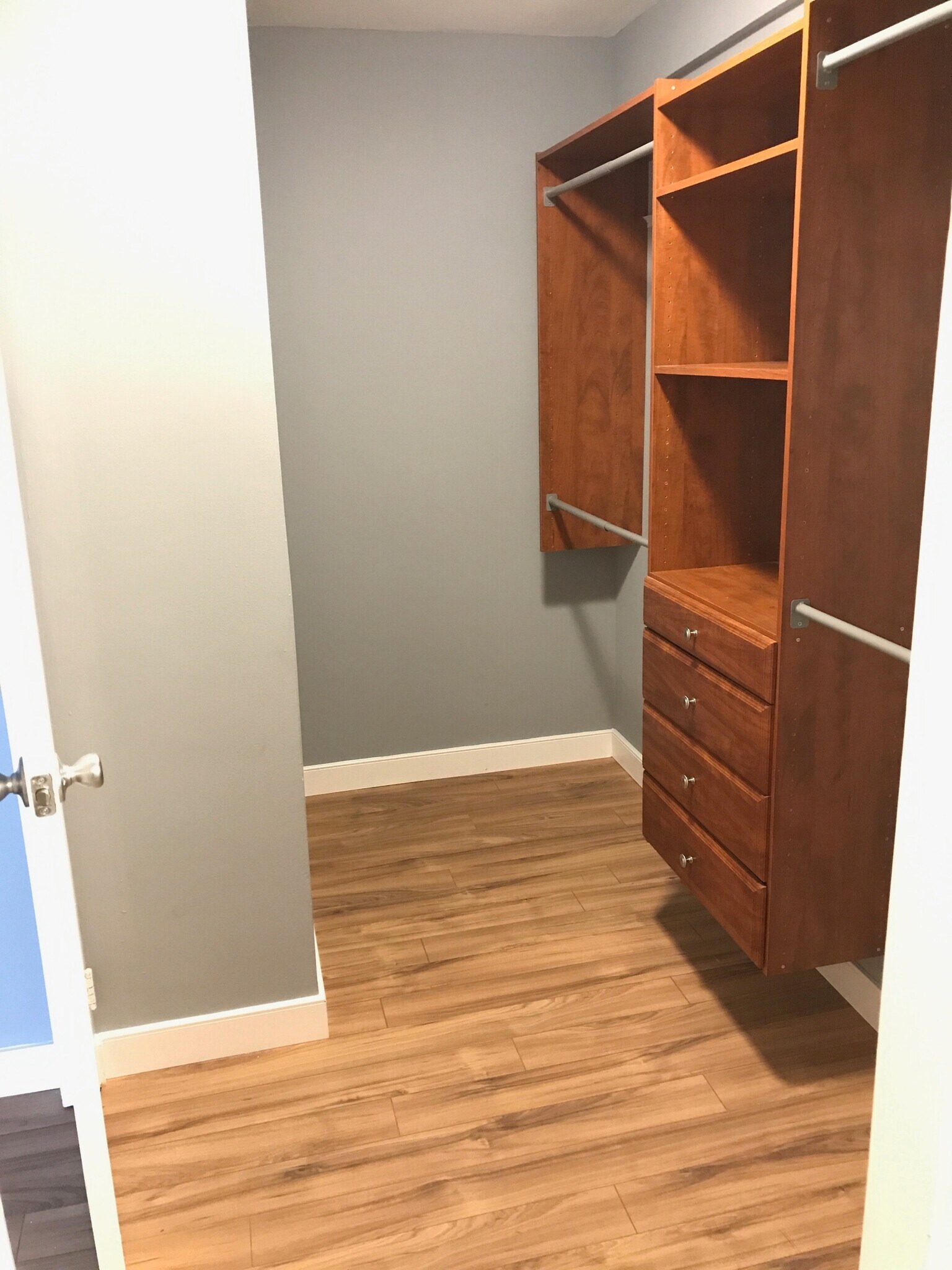 Building Photo - 950 25th St NW