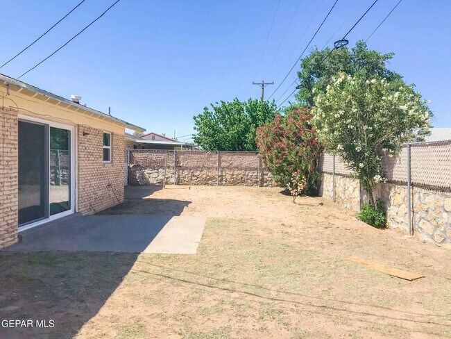 Building Photo - 3032 Orkney Rd