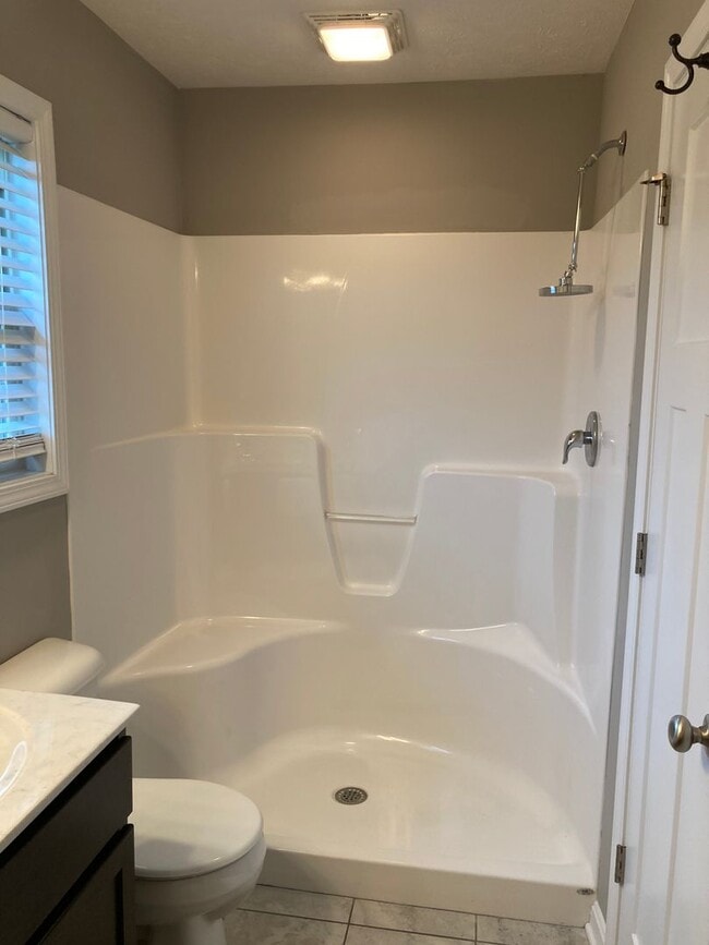 Building Photo - New & Improved Price!