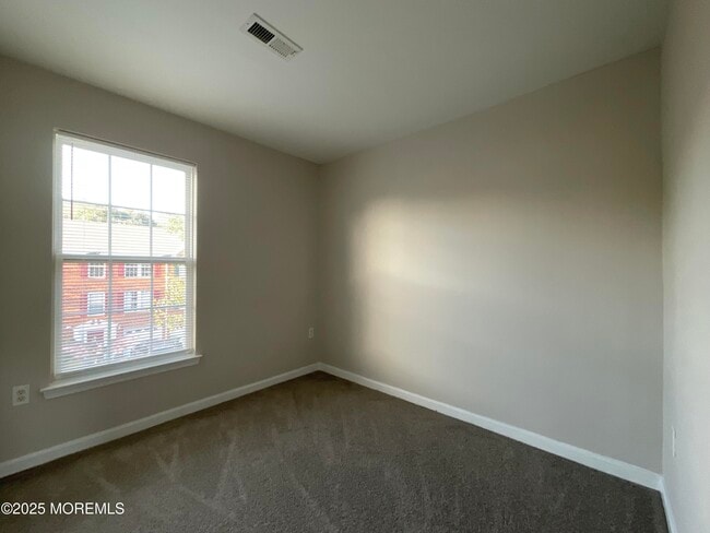 Building Photo - 12 Abby Road