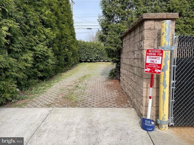 Building Photo - 4 White Horse Pike
