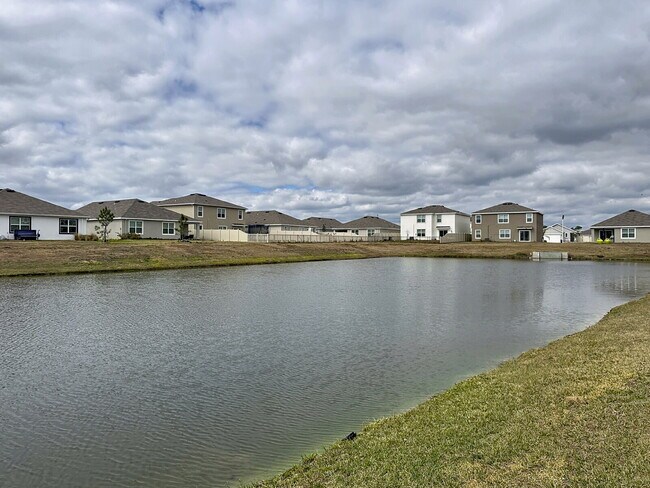 Building Photo - 8379 Ender Hls Dr