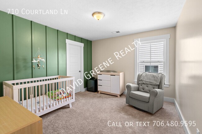 Building Photo - 710 Courtland Ln