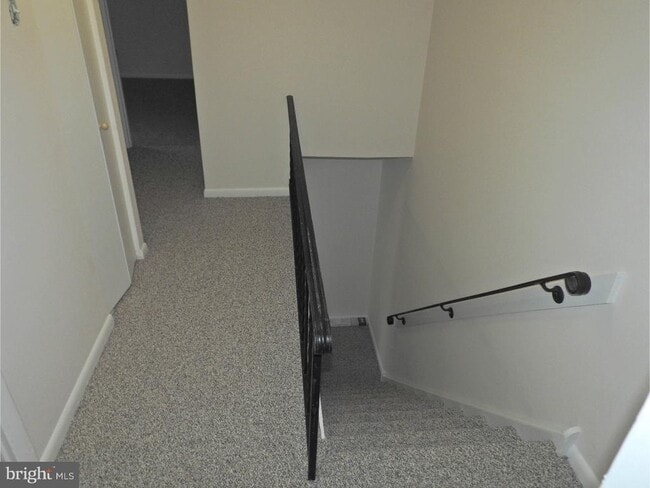 Building Photo - 1518 Manley Rd