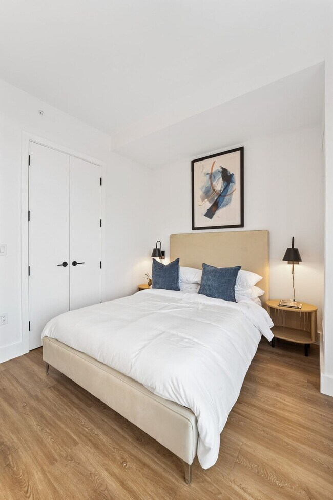 Building Photo - 30 U.S. 9W-ID1466762P