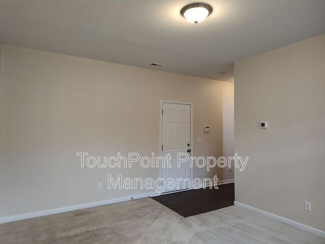 Building Photo - 513 Dulaney Dr