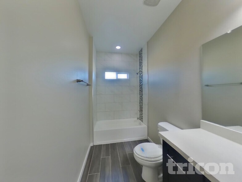 Building Photo - 4411 S 19th St