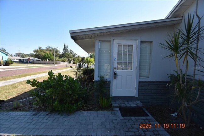 Building Photo - 4520 Burlington Ave N