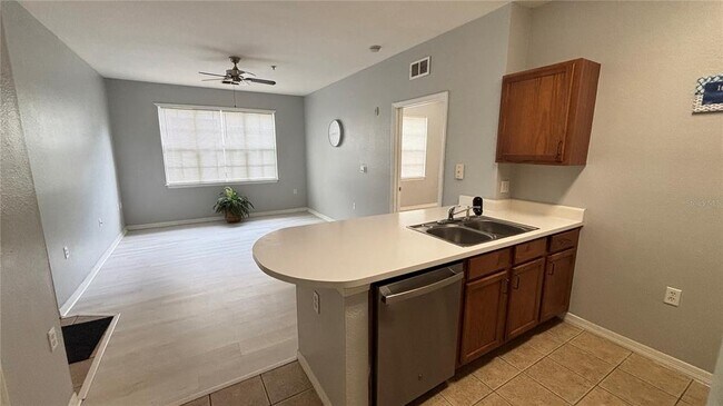 Building Photo - 8103 Lillies Way