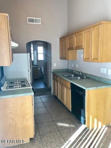 Building Photo - 12312 Tierra Arena Dr