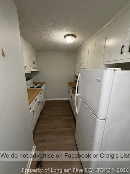 Building Photo - 1429 Artesian Ct