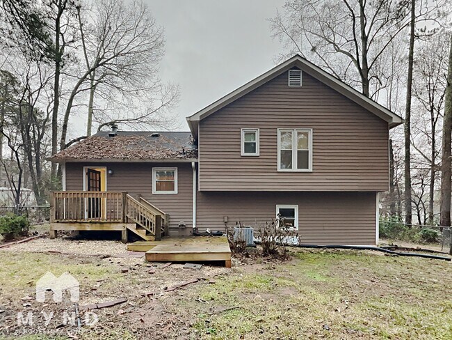Building Photo - 158 Wendy Way