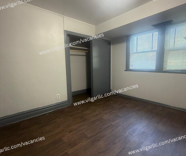 Building Photo - 4215 Adams St