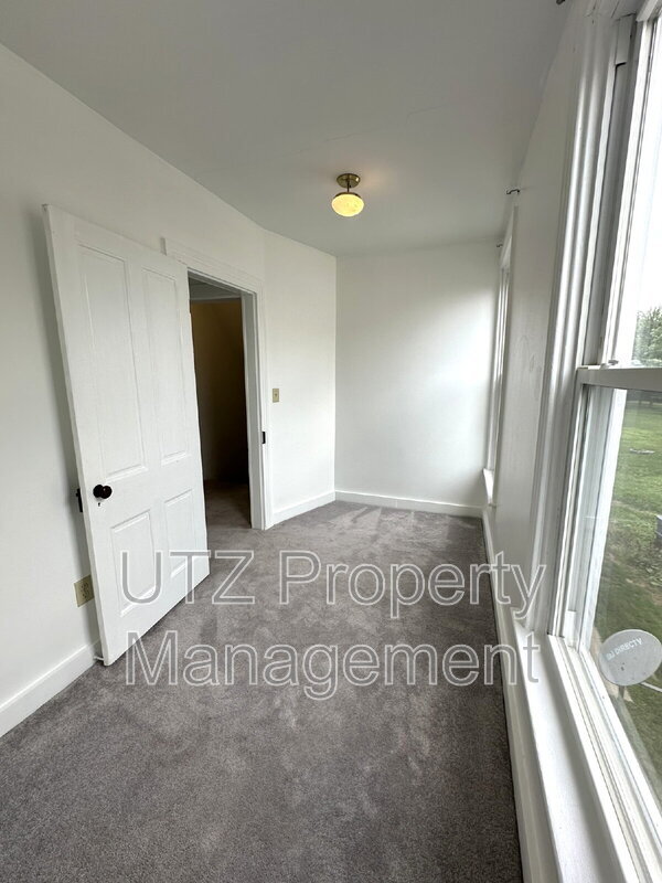 Building Photo - 3977 Littlestown Pike