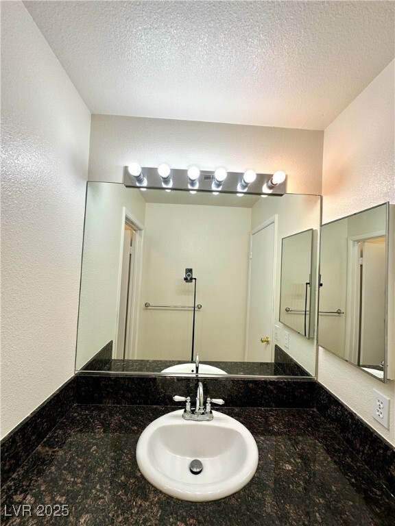 Building Photo - 5277 S Westwind Rd