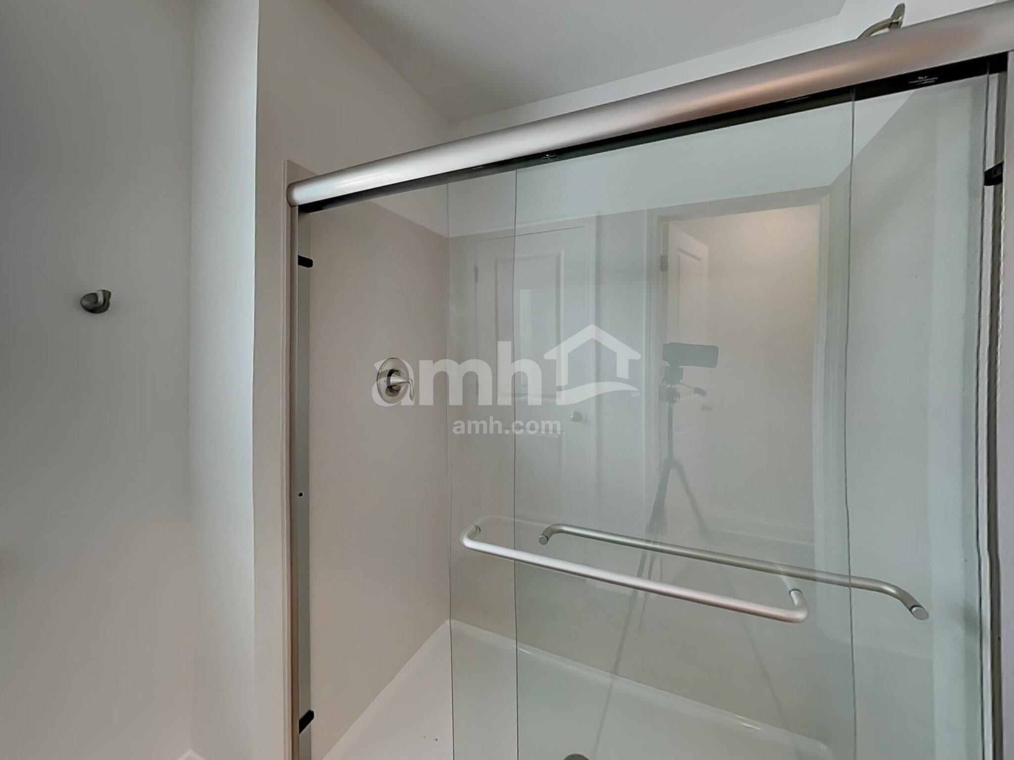 Building Photo - 1016 Bevington Dr