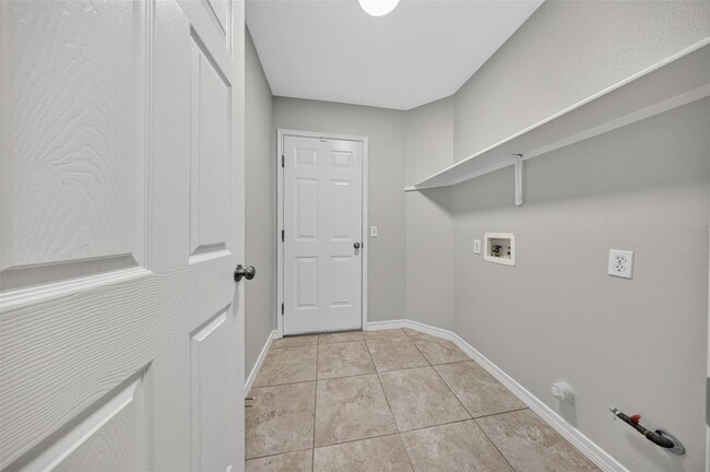 Building Photo - 241 Brian Ln